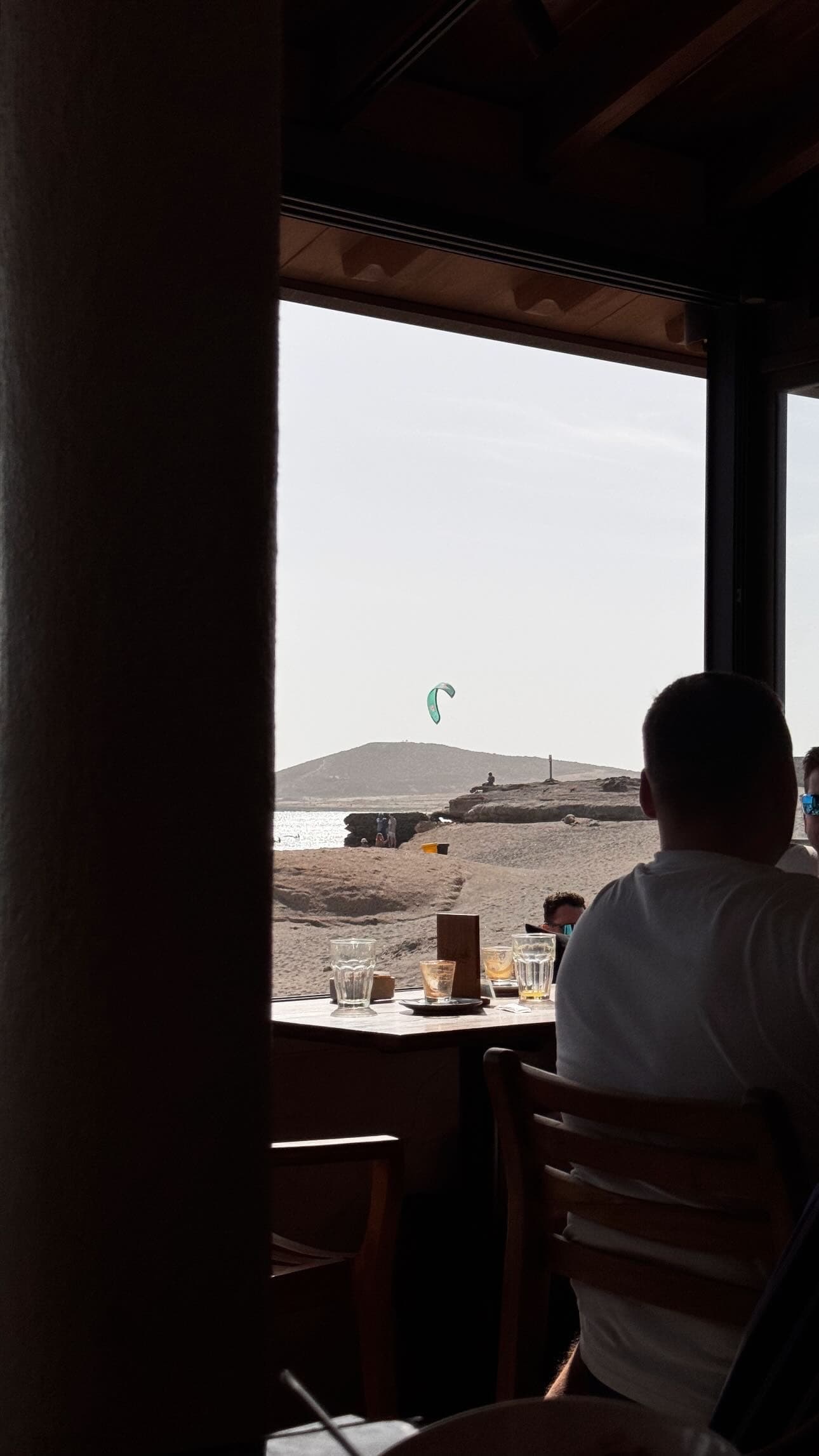 Kitebar: locale sulla spiaggia